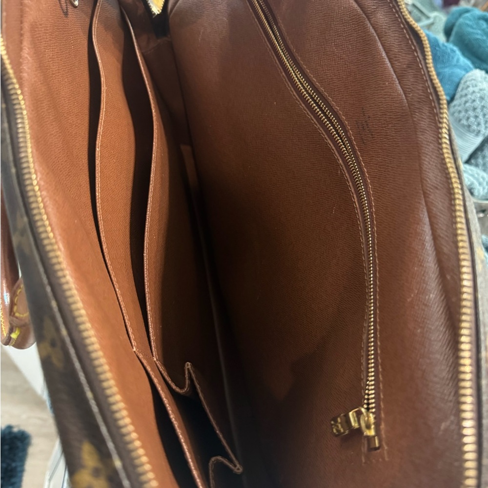 ๐ผ Louis Vuitton Monogram Briefcase ๐ผ - Picture 6 of 8